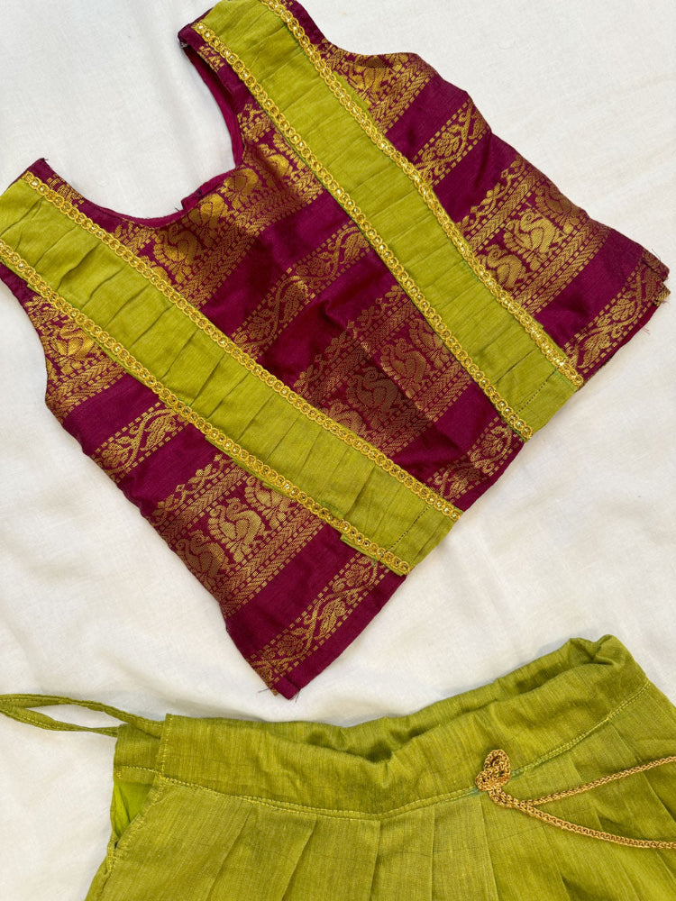 pattu pavadai