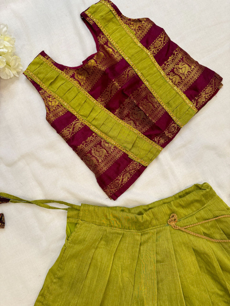 pattu pavadai